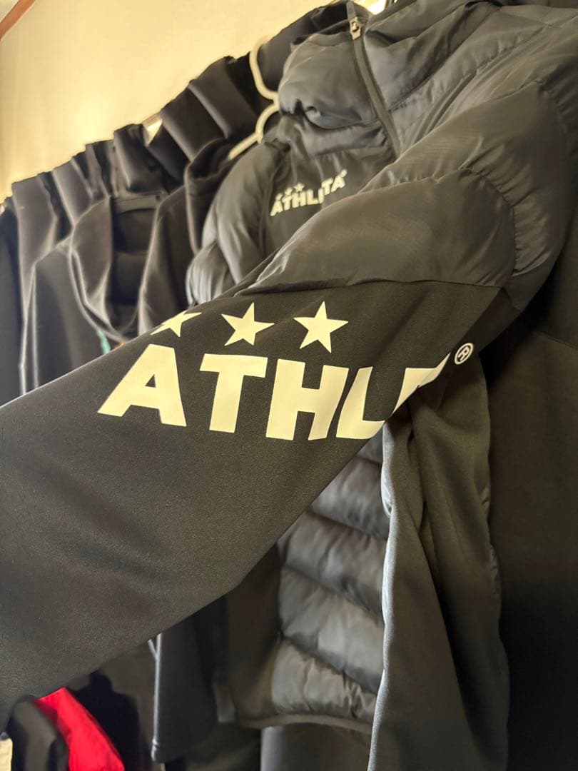ATHLETA 中綿ウォームジャケット サッカー