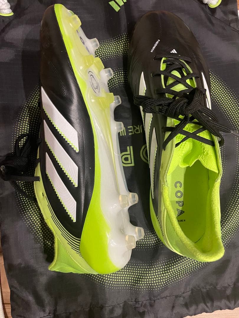 新品未使用　adidas コパ ピュア 3 ELITE AG スパイク　25.5