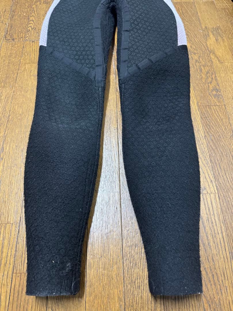 【お値下げ】BILLABONG セミドライスーツ 膝パッド付き