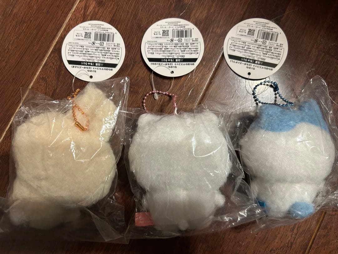ちいかわ　ほわほわマスコット　立ちポーズ ハチワレ　うさぎ　ぬいぐるみ　初販分
