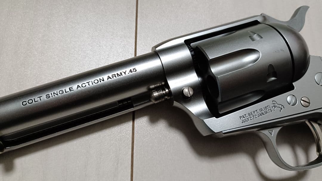 【中古品】東京マルイ エアガン「SAA.45 アーティラリー シルバー」セット