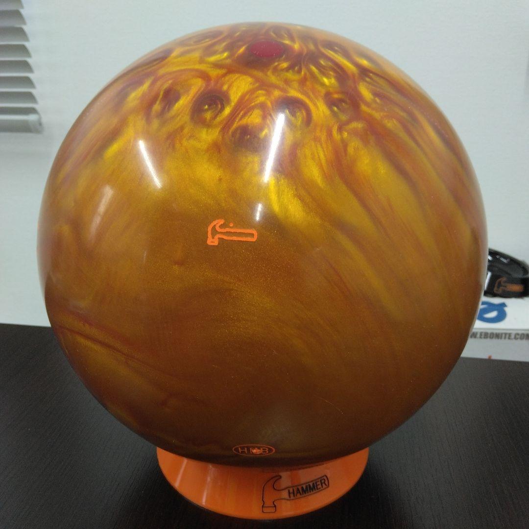 HAMMER BLACK WIDOW ボウリングボール