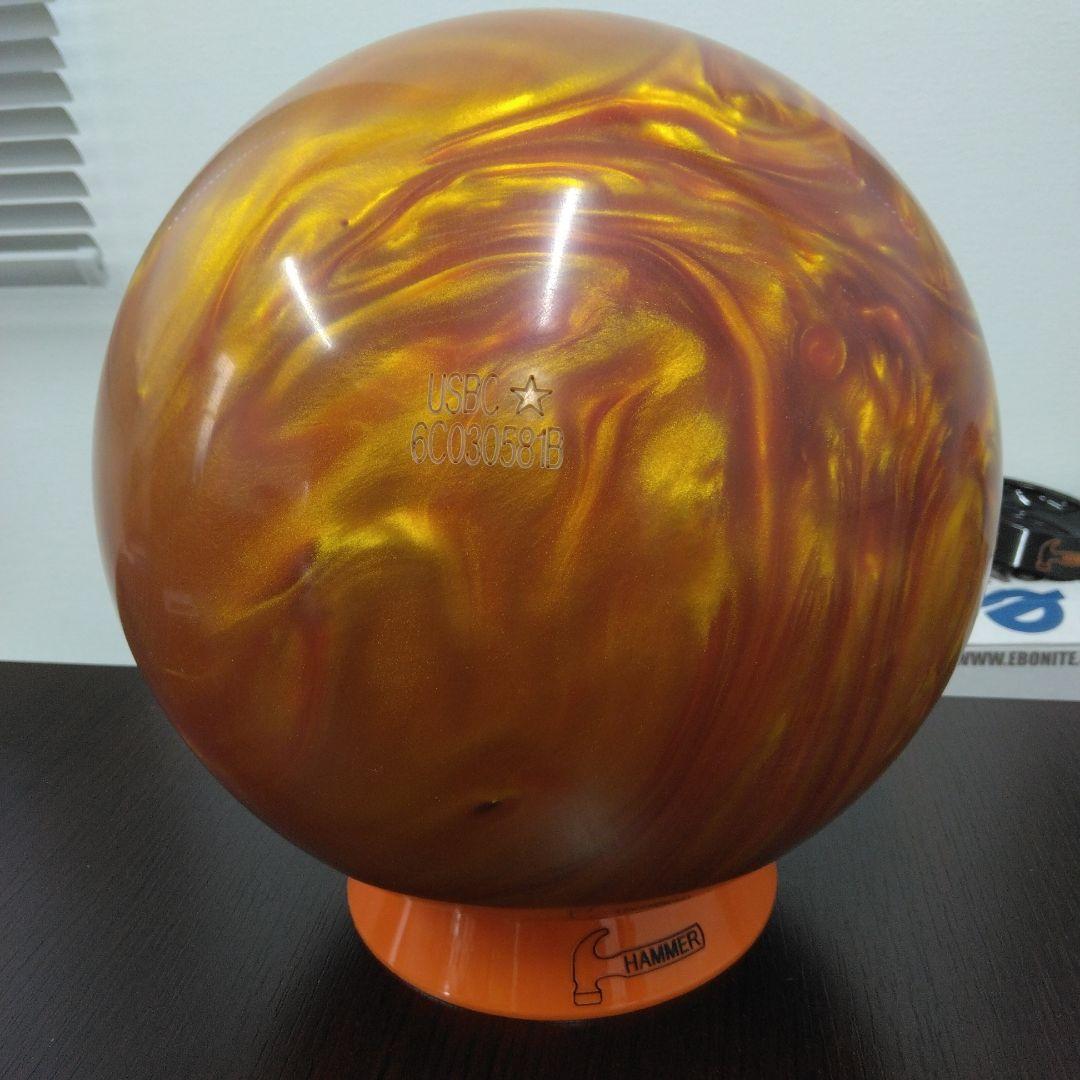 HAMMER BLACK WIDOW ボウリングボール