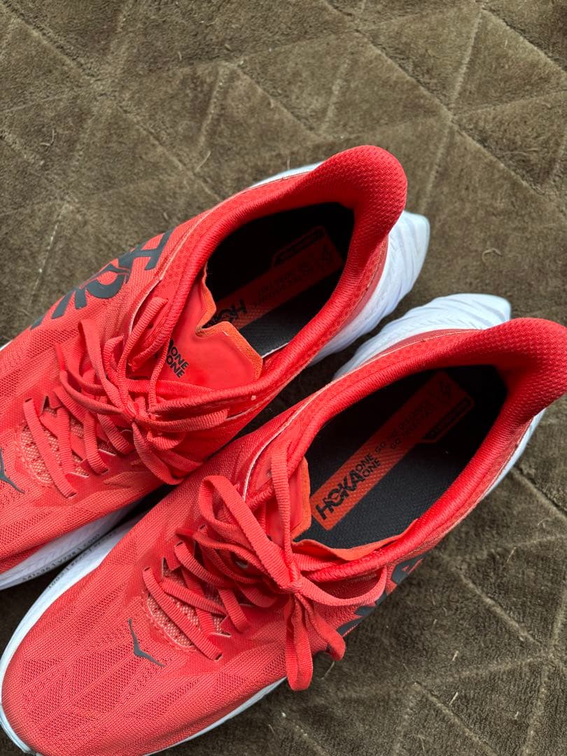 HOKA ONE ONE CARBON X2 カーボンX2
