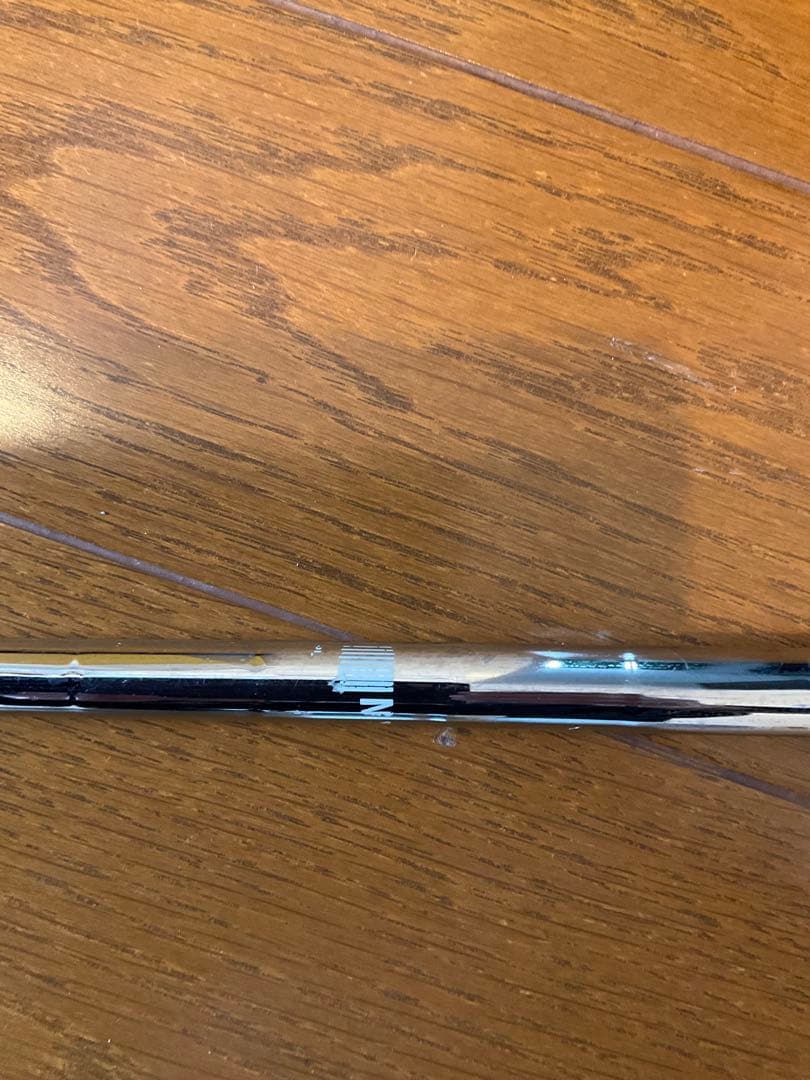 テーラーメイドGLOIRE FORGED4番アイアン 赤色グリップ