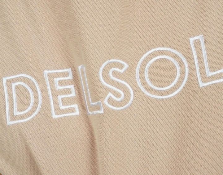 DELSOL GOLF ベージュセットアップMサイズ