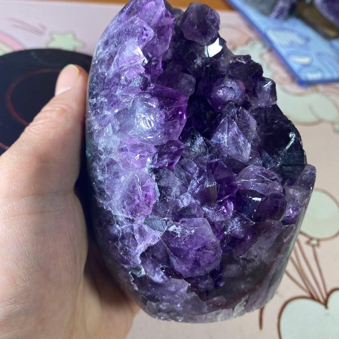 【極上】ウルグアイ超大体アメジストクラスター原石（幸運水晶）天然紫水晶