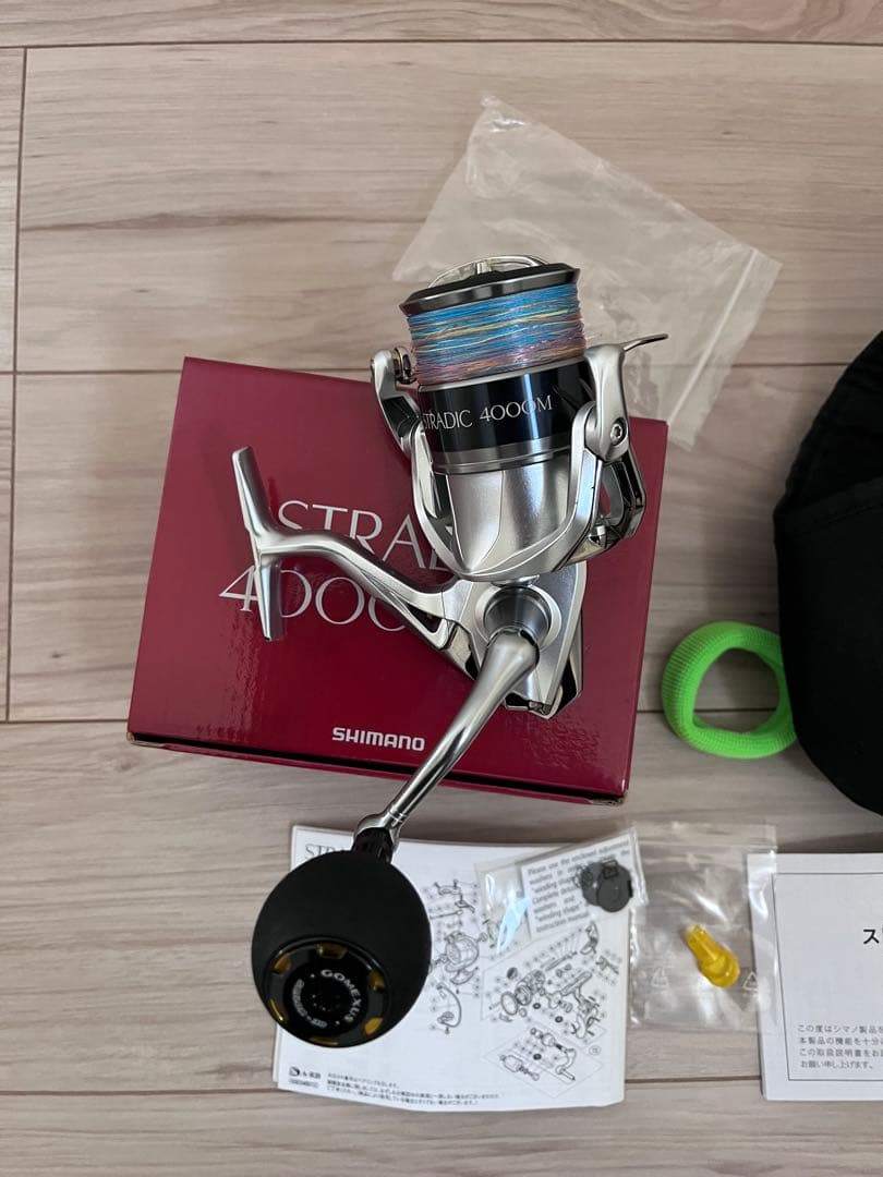 SHIMANOSTRADIC4000HG スピニングリール ゴメクサスノブ交換済