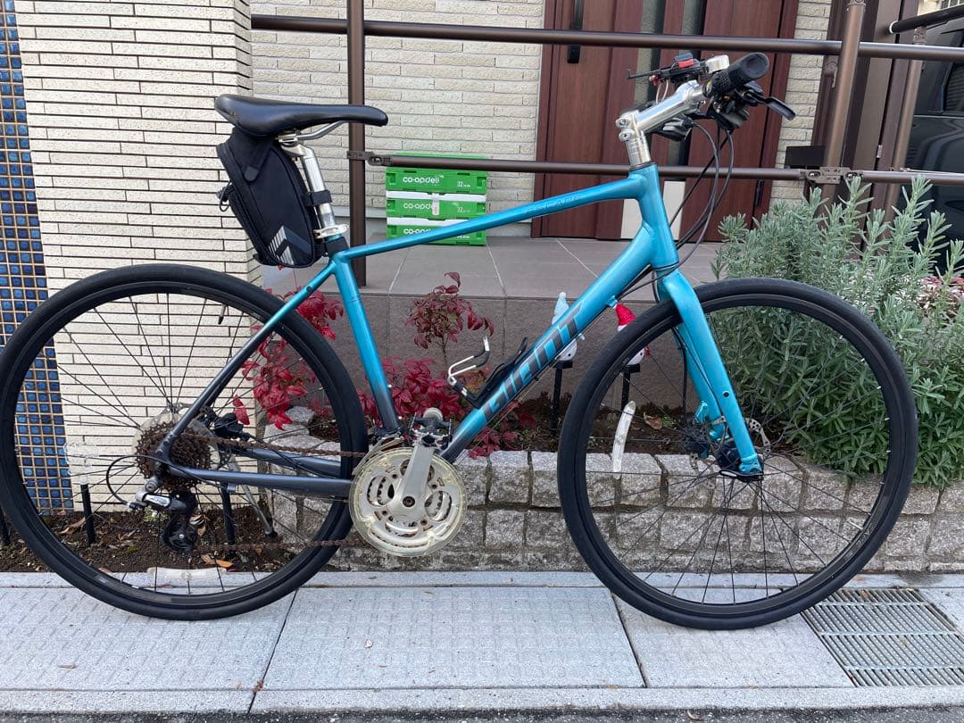 人気 GIANT ESCAPE R 油圧DISC クロスバイク
