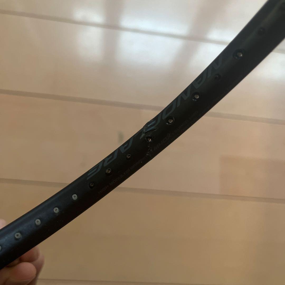ジャンク品　ナノフレア700 レッド4UG5 グリーン4UG6 ヨネックス