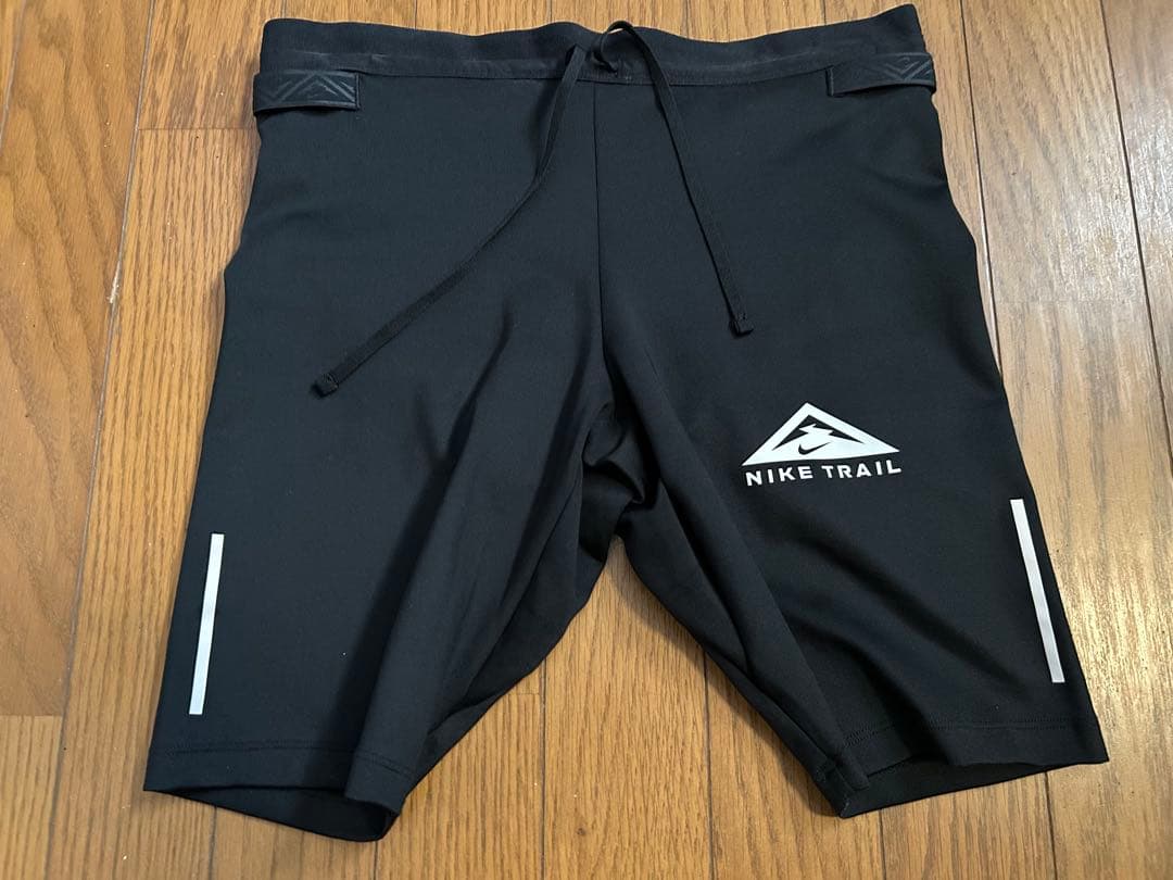 未使用品 Nike Trail タイツ ブラック