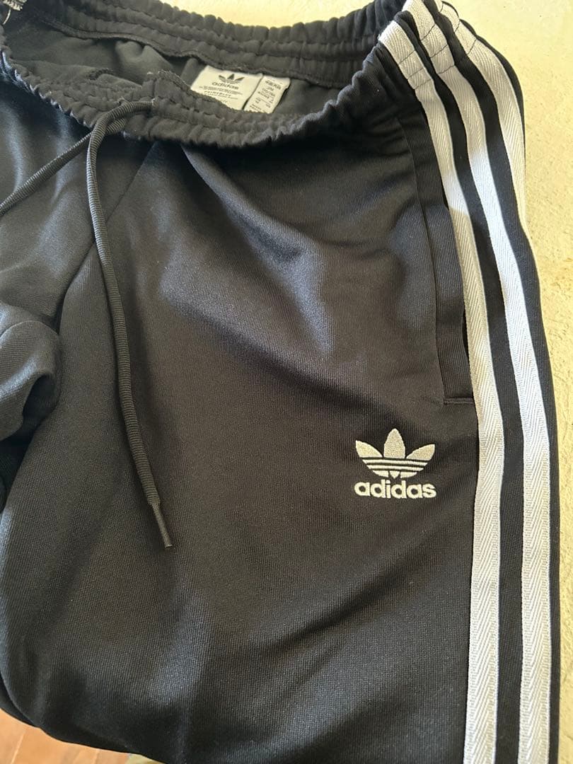 adidas 3本ライン トレーニングパンツ ブラック