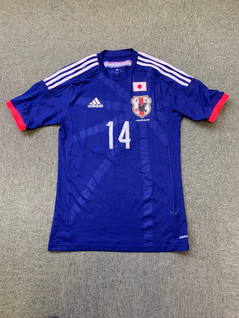 青山敏弘　日本代表　サンフレッチェ広島　サンフレッチェ サンフレ　ストレッチ