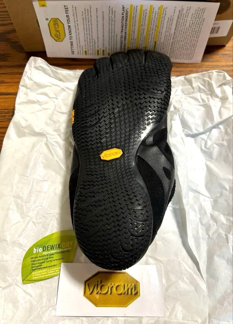 Vibram ビブラム　ファイブフィンガーズ