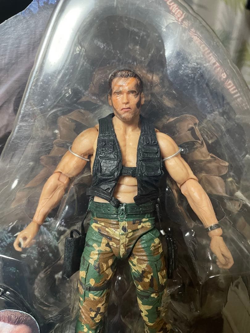 開封済み　NECA ジャングルエンカウンター ダッチ 25周年 フィギュア
