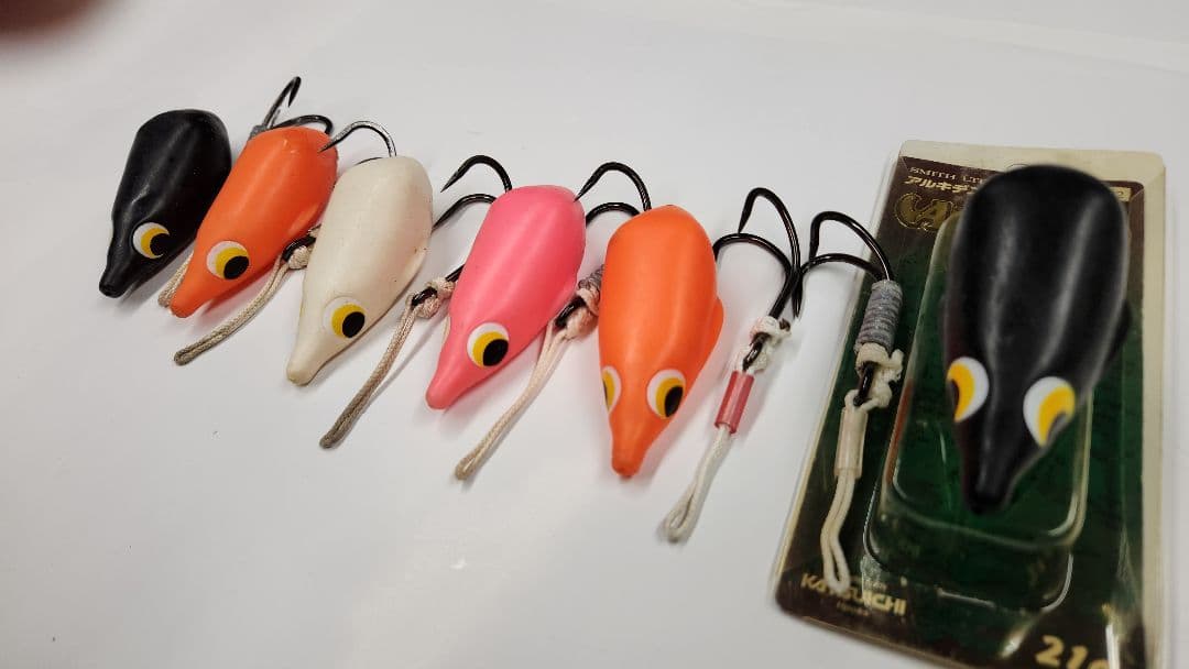 アルキデス フロッグ型ソフトルアー 6個セット　SMITH 雷魚