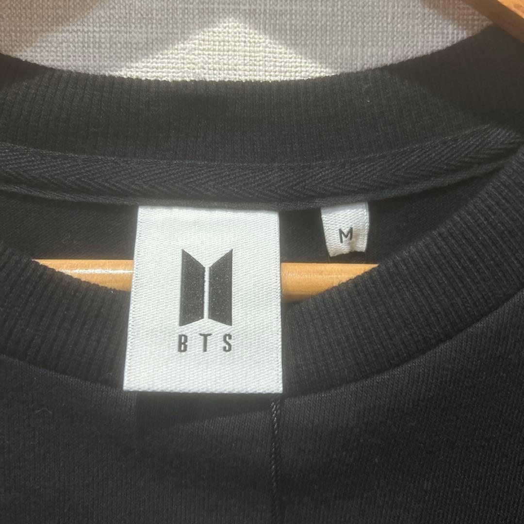 【新品】　公式　TEAM BTS V テテ　Tシャツ Mサイズ