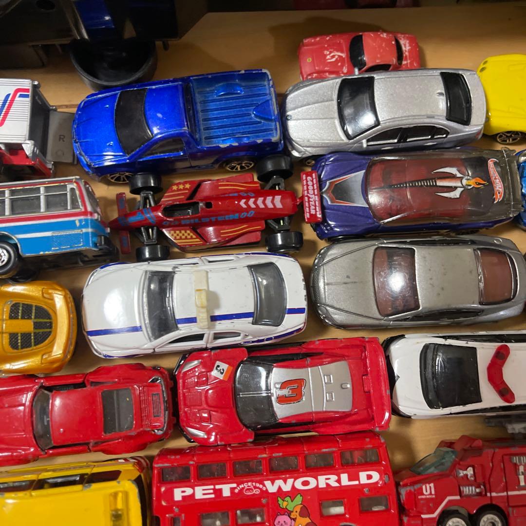 トミカミニカーセット 片付けトラック付き