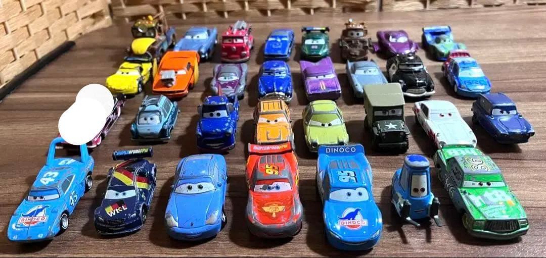 カーズ　ミニカー&シーシング収納ケース