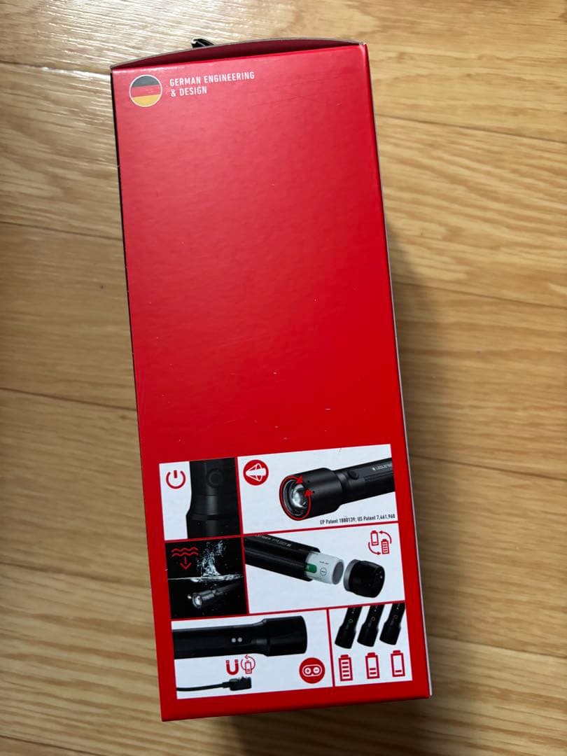 あ*う様 LEDLENSER P7R CORE 懐中電灯