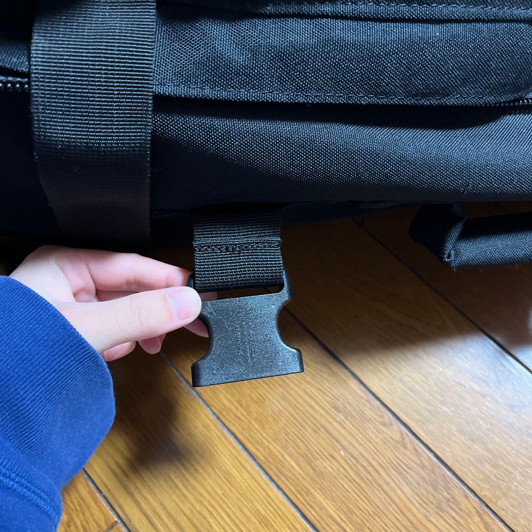 Salomon キャリーバッグ　トラベルバッグ