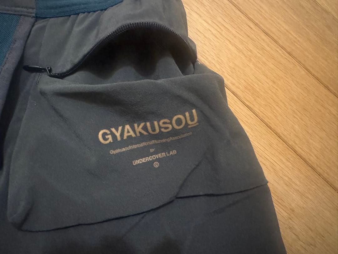 GYAKUSOU ランニングパンツ