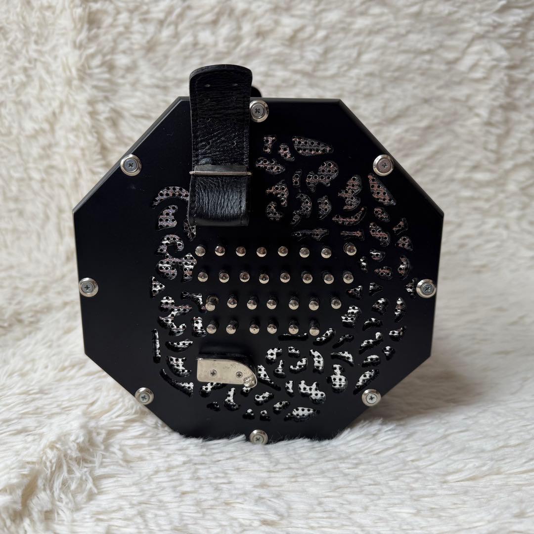 Bastari A-56-N 56ボタン イングリッシュ コンサーティーナ 黒