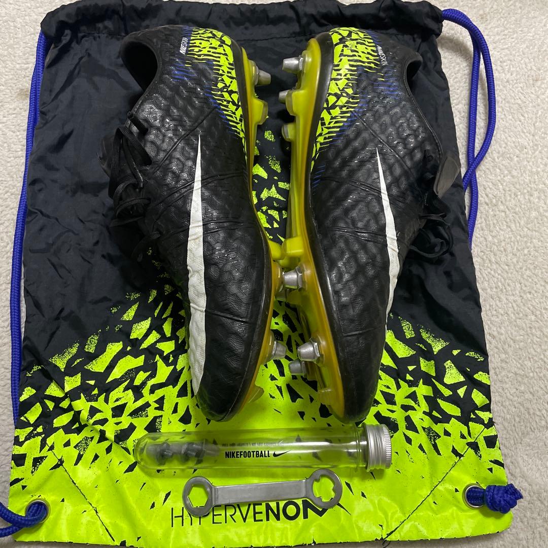 Nike Hypervenom サッカーシューズ ブラック/ホワイトSG