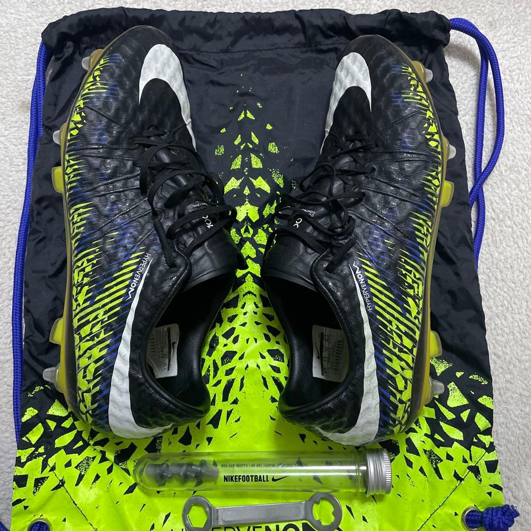 Nike Hypervenom サッカーシューズ ブラック/ホワイトSG