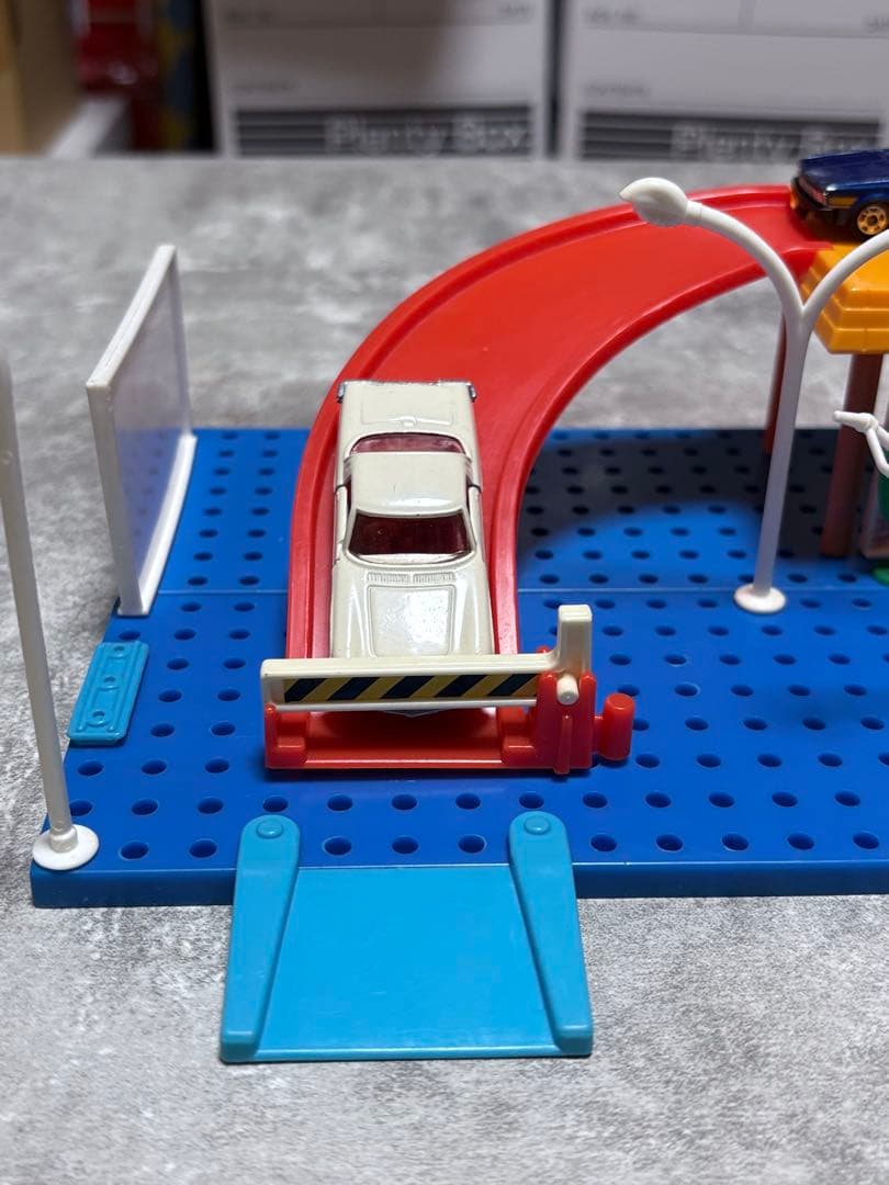 トミカのまち ガソリンスタンド 日本製 ESSO