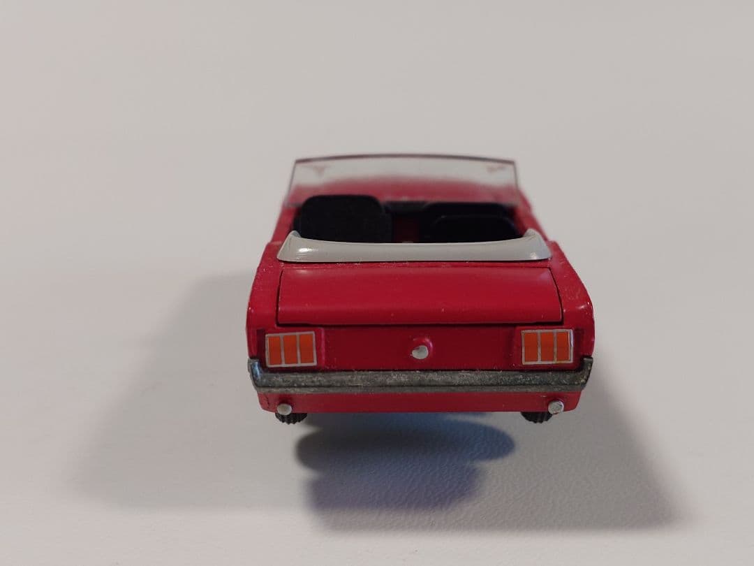TEKNO NO.833 FORD MUSTANG （赤）