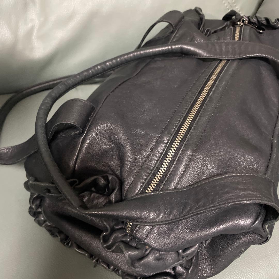 Repetto 軽量ラムスキンバッグ　ボストン　フリル付きレザーバッグ
