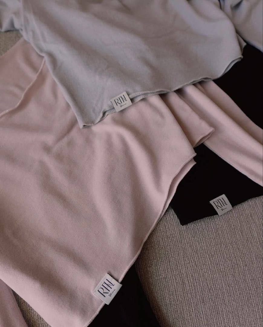 stina retune リチューン　ピンクトップス　新品　未開封