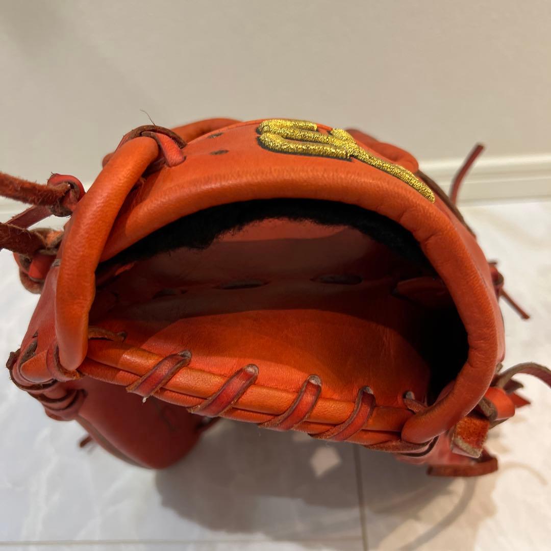 硬式オーダー内野用グローブ