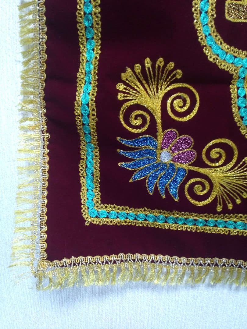 80年代製　ウズベキスタン製　ヴィンテージ　スザニ刺繍　貴重品