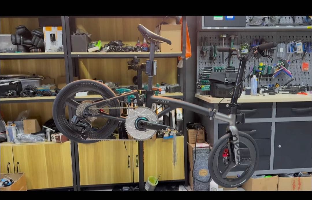 希少フルカーボンフレーム電子変速 brompton同類16インチ折りたたみ自転車
