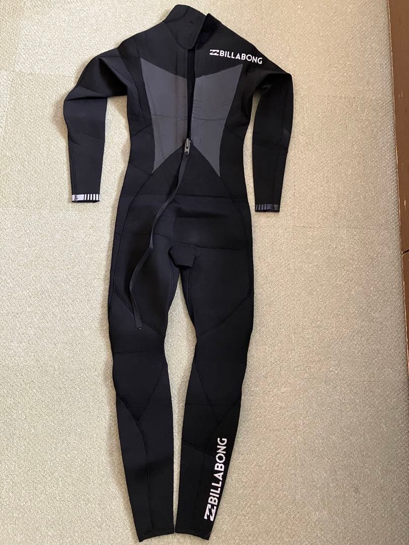 BILLABONG ウエットスーツ メンズS 即発送‼️