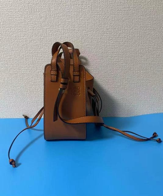 LOEWE ロエベ ハンモック ドローストリング ミニ バッグ ブラウン