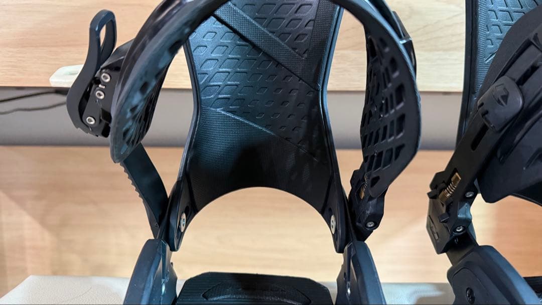 DRAKE SUPERSPORT M/L 美品 ブラック 23/24 値下げ不可