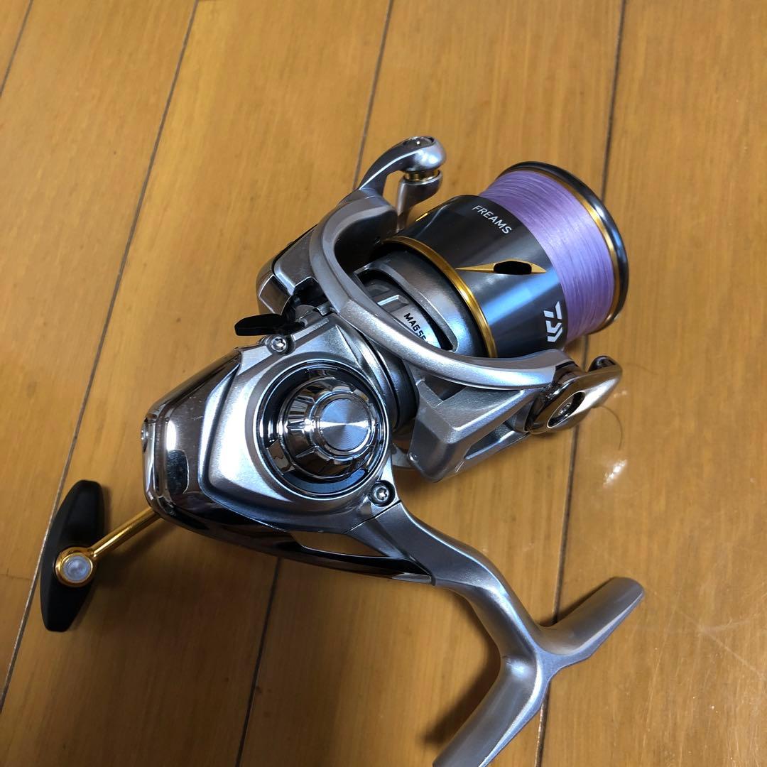 ダイワ　21フリームス LT2500 スピニングリール　美品