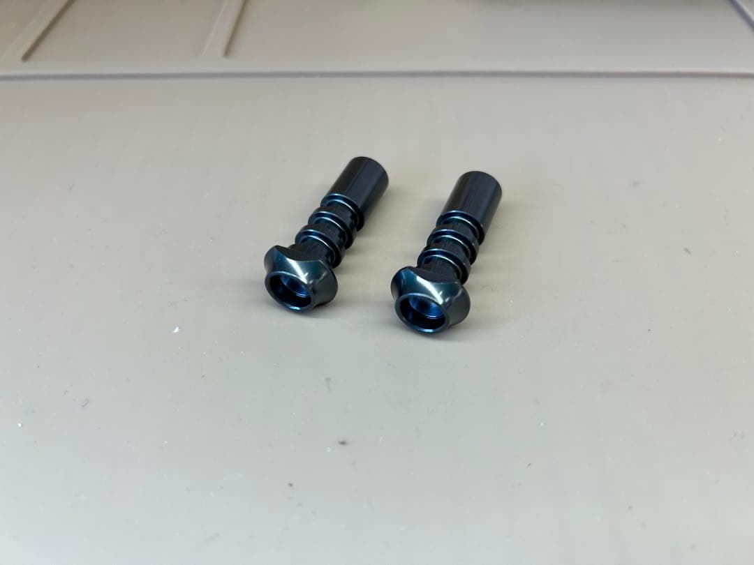 DRT バリアル 新品　軽量スペンサーシャフト　ガンメタ　2個
