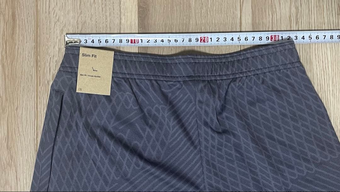NIKE リヴァプール　リバプール　トレーニングショートパンツ　ショーツ