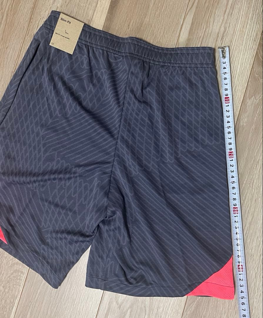 NIKE リヴァプール　リバプール　トレーニングショートパンツ　ショーツ