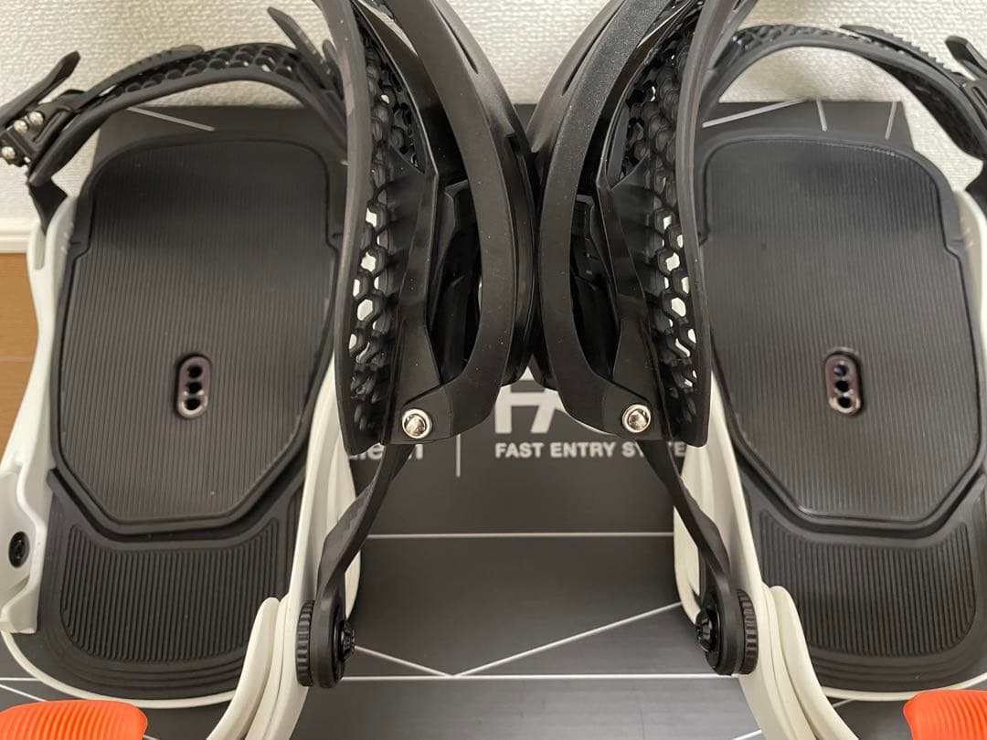 【美品】25-26モデル Bataleon FASE ビンディング Mサイズ