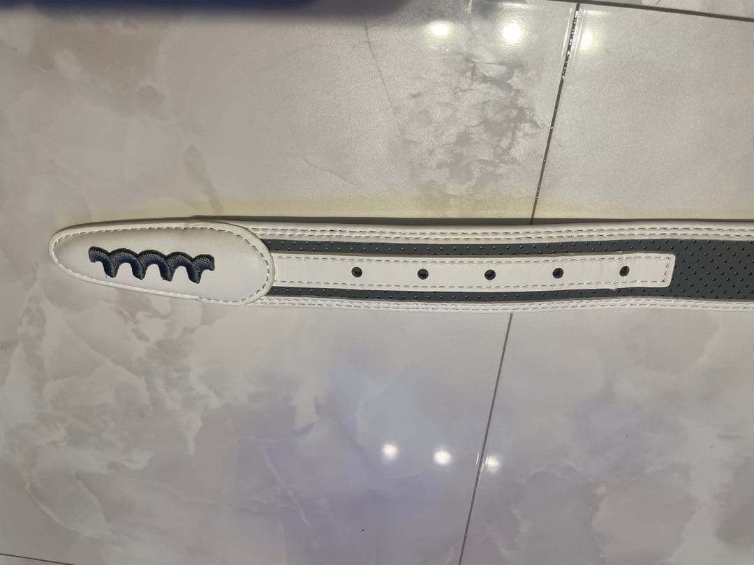 ムータマリン　muta marine ゴルフベルト　白とグレー