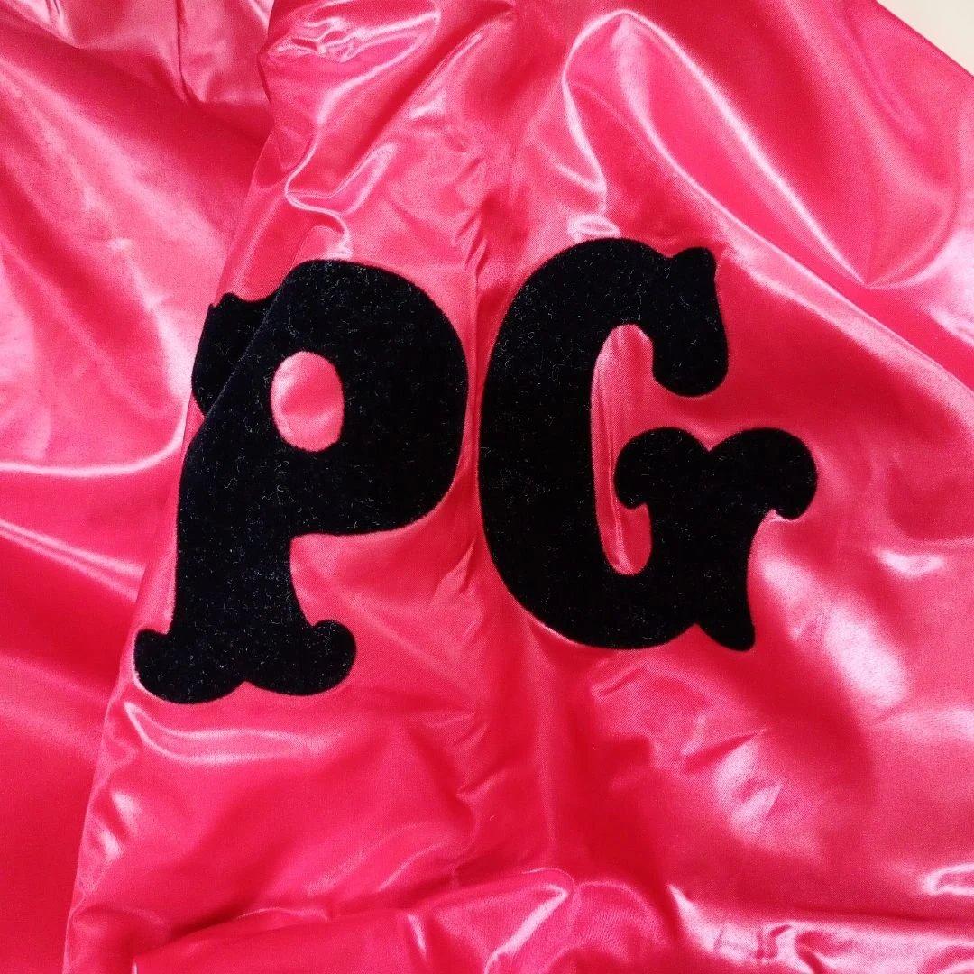 PGロゴ 赤ジャケット レディース