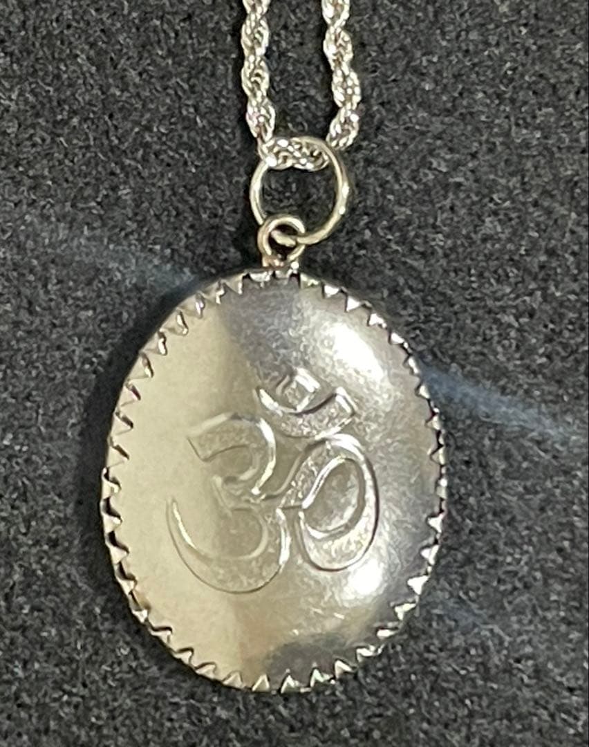 【新品】ハンドメイドオームペンダント　シヴァ　藤井風さん　クリシュナおまけ　60