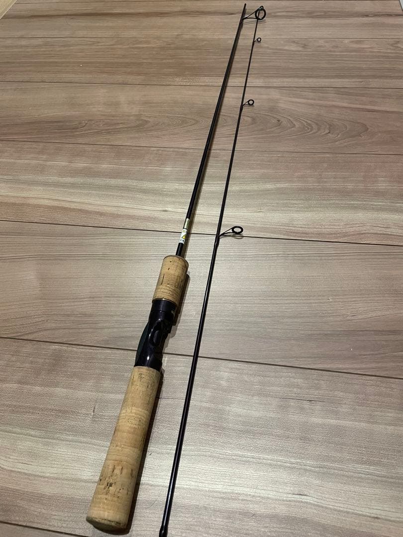 美品　中古　SHIMANO シマノ　カーディフ CARDIFF CF56-2UL
