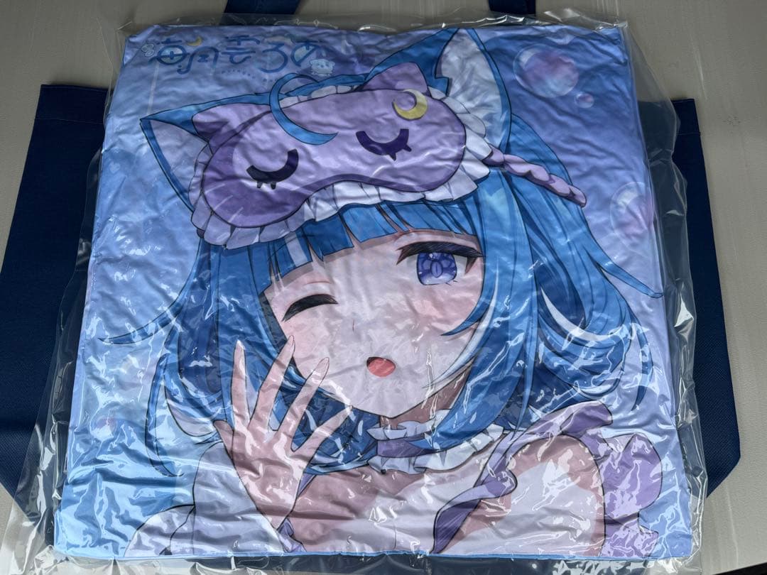 海月雲ろあ BIGクッション（ショッパー付き）