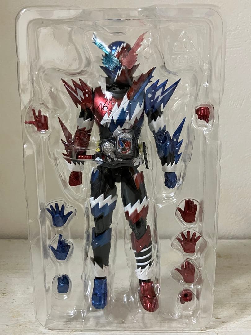 仮面ライダービルド　ラビットタンクスパークリングフォーム